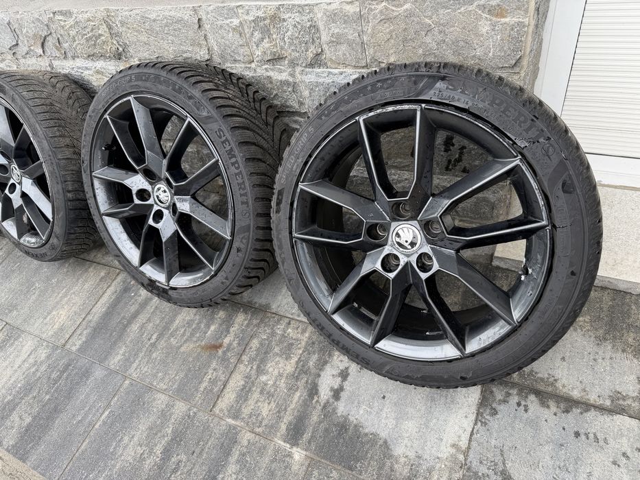 Оригинални Джанти 18 Шкода Octavia 3 VRS с гуми