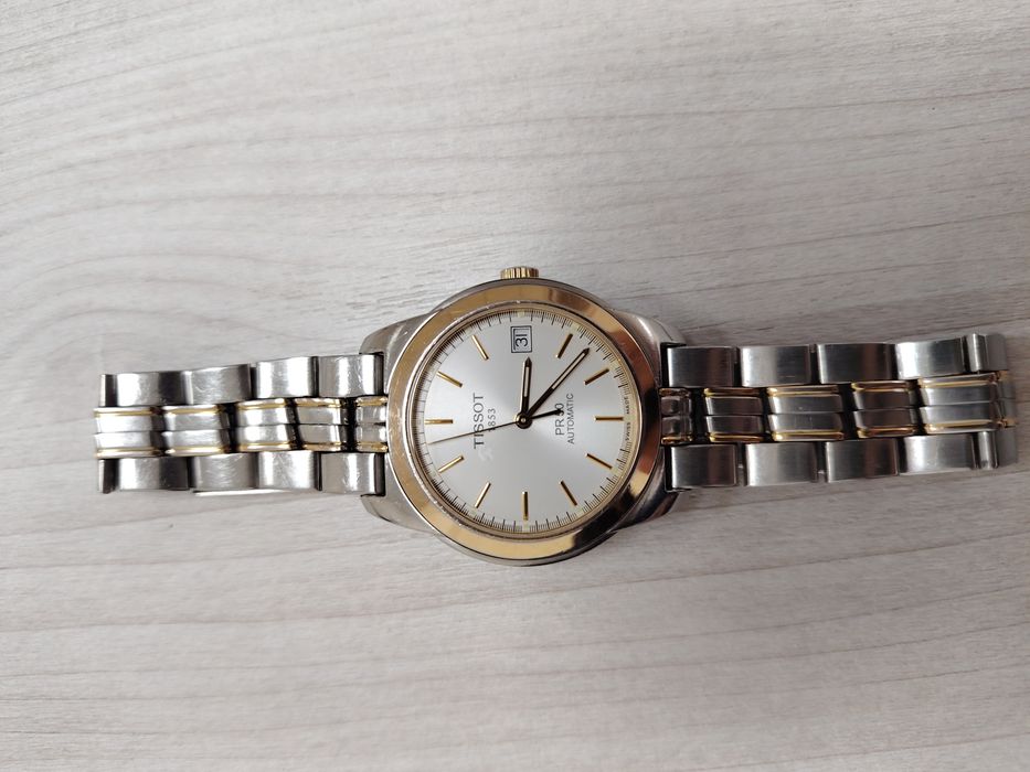 Часы Tissot swiss made