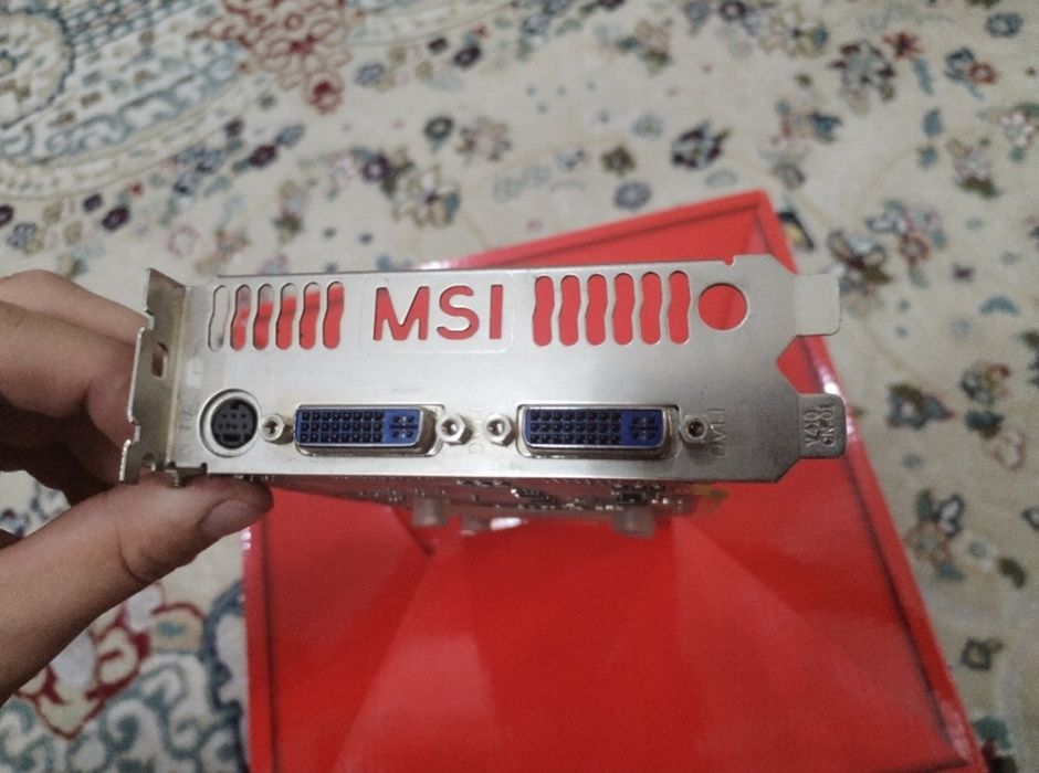 Видеокарта 9600GT рабочая