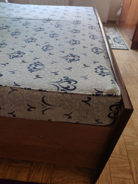 Кровать двухспальная