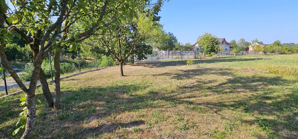 Loturi de teren intravilan – Bănești, Urleta, Județul Prahova