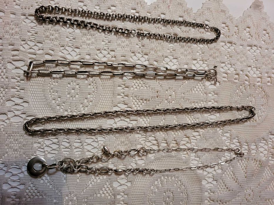 Сребърни синджири и пръстени