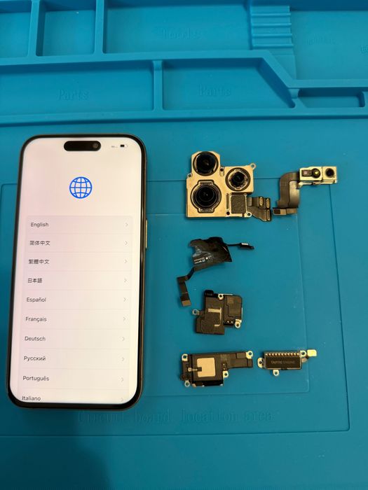 iPhone 15 Pro Natural Titanium на части цял не се продава