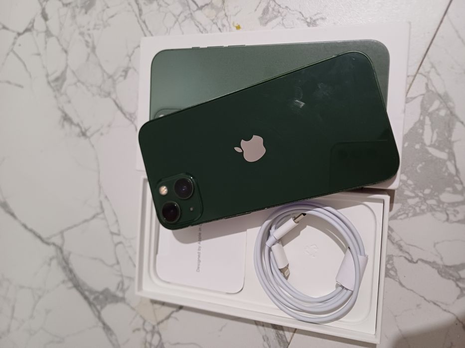 Продам или обмен айфон 13