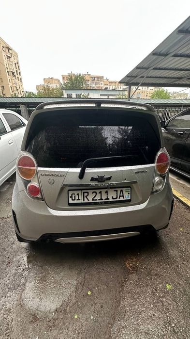 Chevrolet Spark 2011 MT