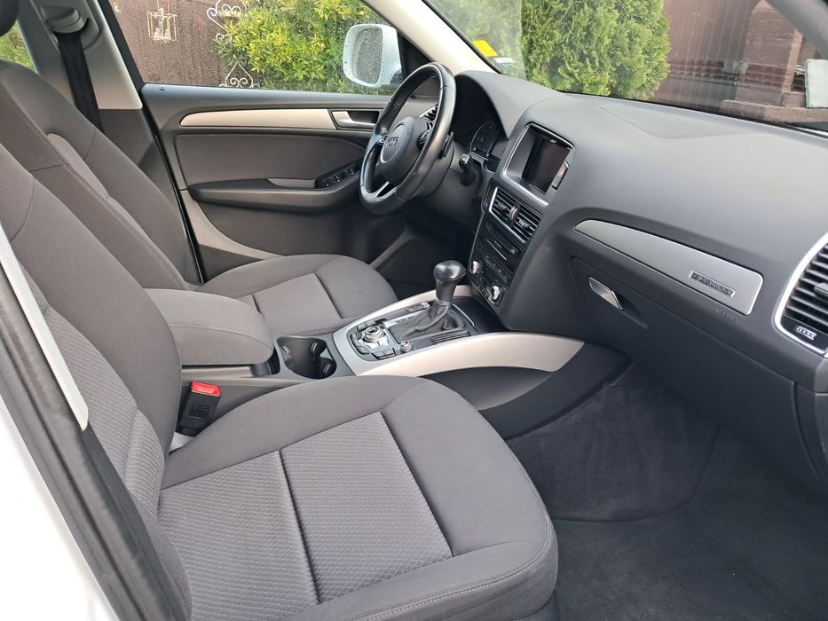 Vand Audi Q5/ Quattro 4×4/ 2.0 Diesel 190 cai /Automat/Euro 6/2015