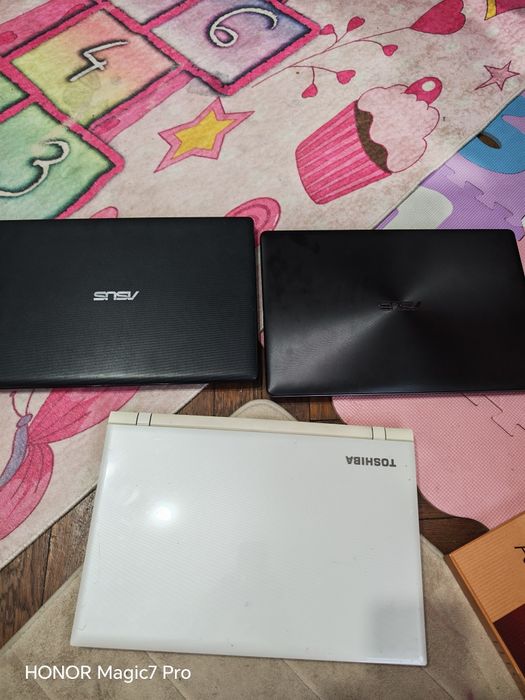 De vanzare laptopuri ASUS