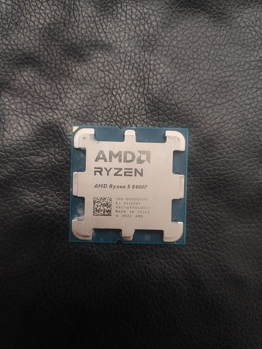 Процессор AMD Ryzen 5 8400F (AM5)
