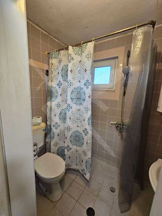 Дава се под наем Тристаен апартамент в Варна, Аспарухово - 95 кв.м за 475 € - Снимка #6