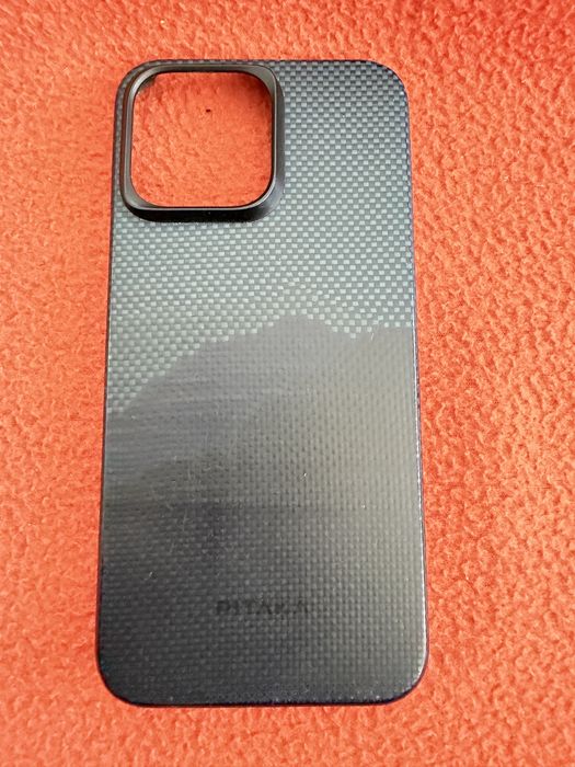 Продавач Iphone 15 pro max 256 gb.