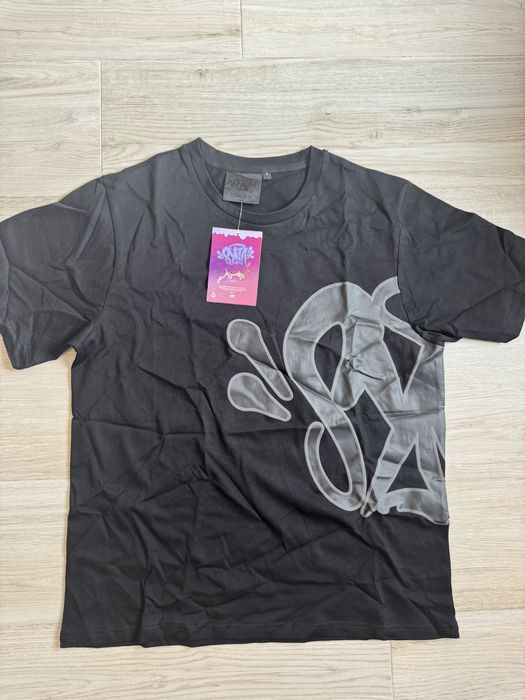 tricou syna world