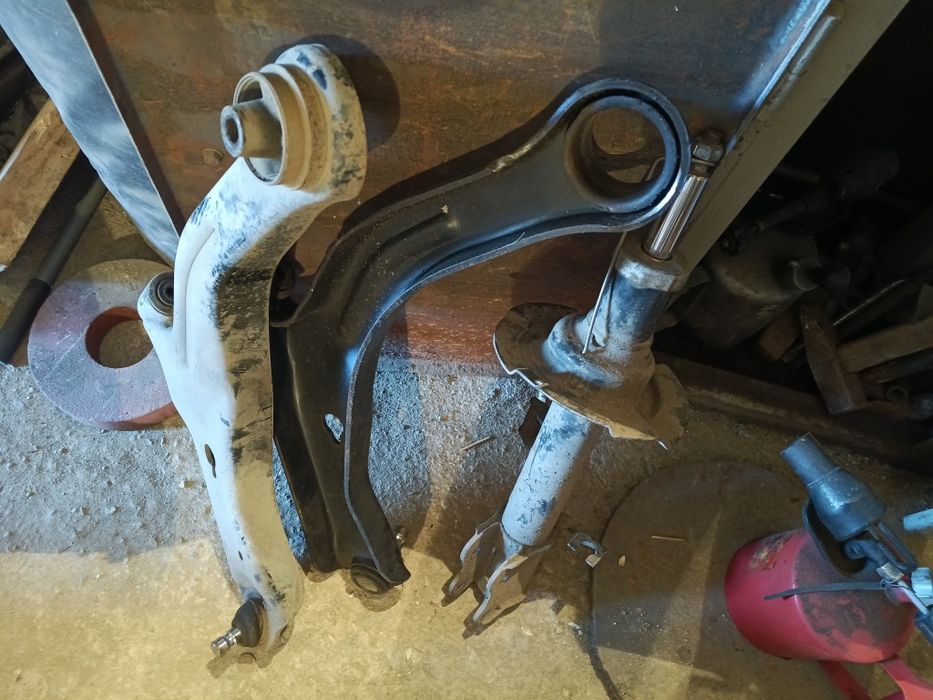 Продам авто запчасти