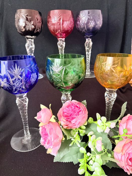 Чаша за вино от немски цветен оловен кристал (Bleikristall)