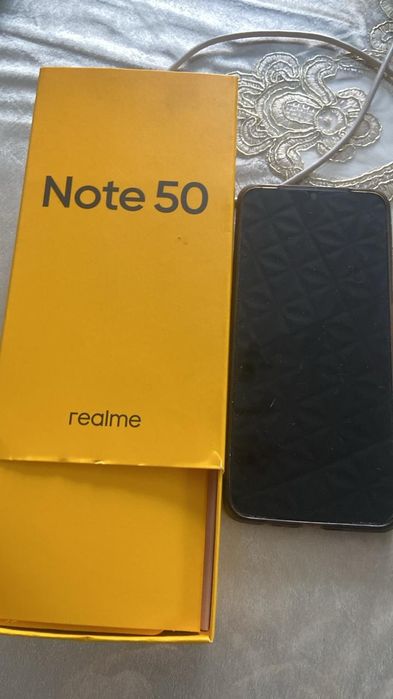 Продам телефон Редми. и Самсунг А05