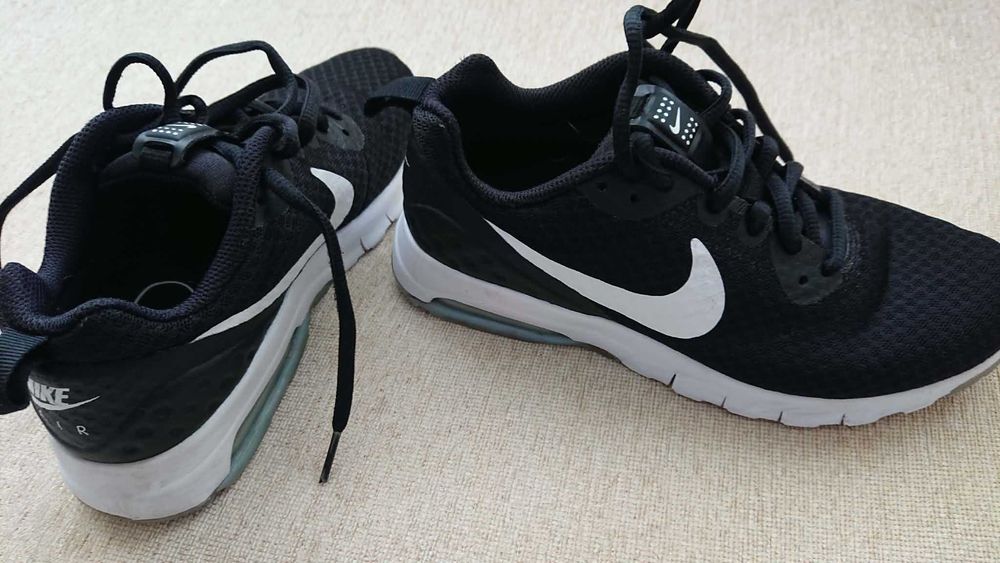 Оригинални маратонки Nike