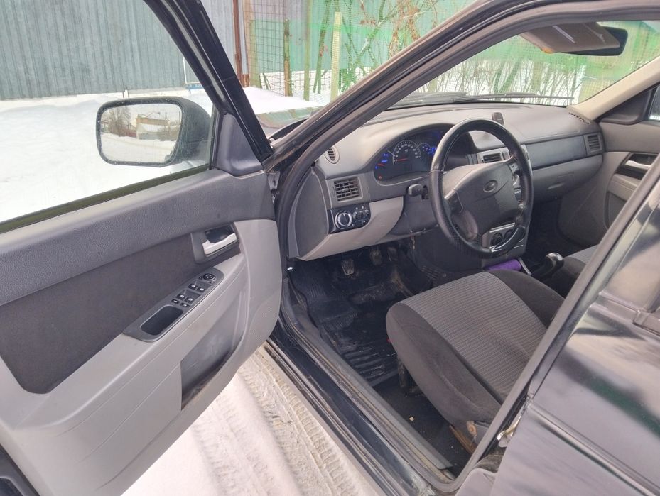 Продам Приора седан 2009