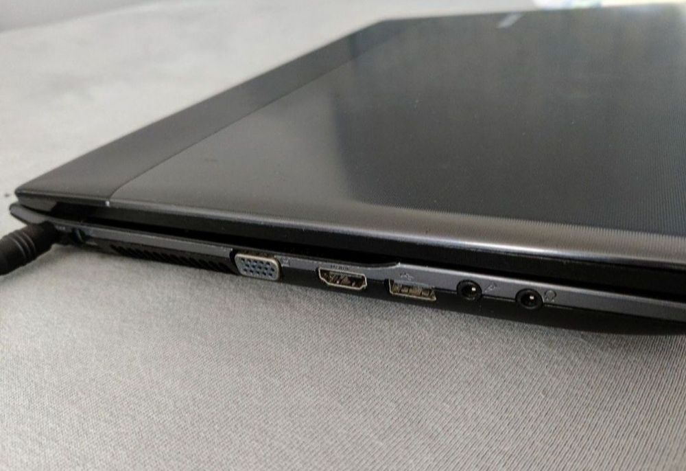 Laptop Samsung 300 E 15,6 inch