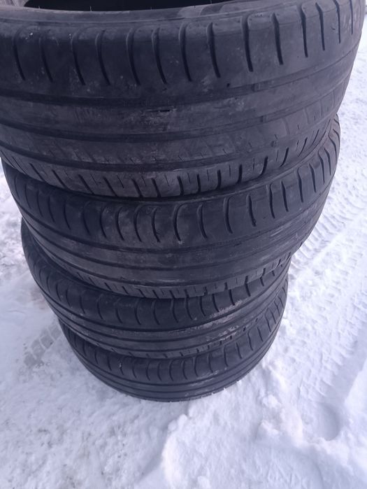 Продам летнию резину 185/60 R14