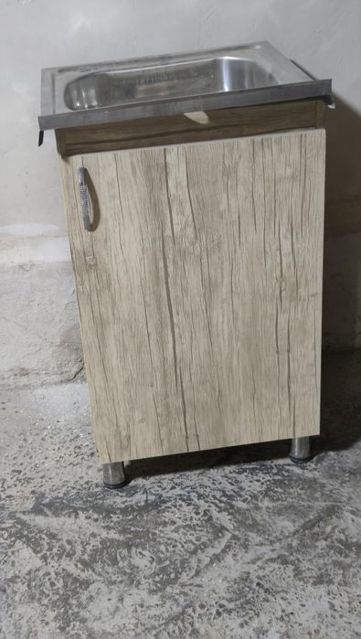 Rakvina moyka  sotiladi. Yengi