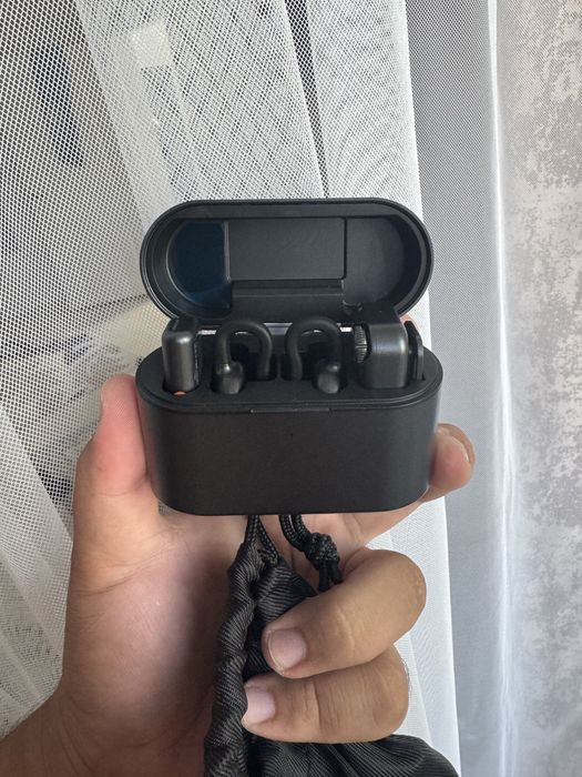 Продам Hollyland Lark M2S Ultimate Combo черный