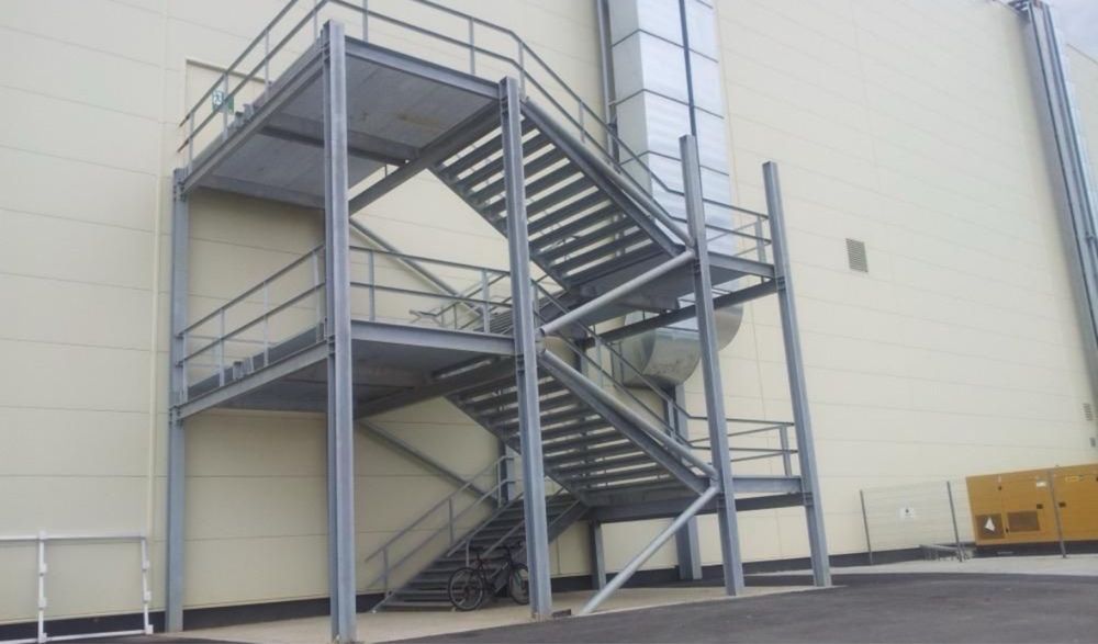 Scari metalice de exterior