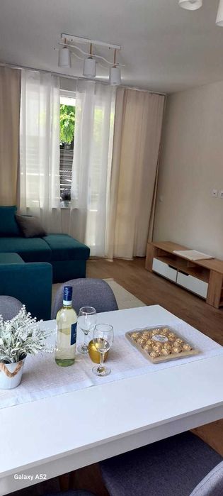 Дава се под наем Тристаен апартамент в София, Обеля 2 - 72 кв.м за 700 € - Снимка #1