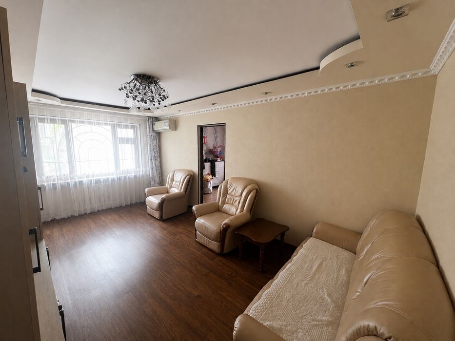Продам 3-хкомнатную квартиру