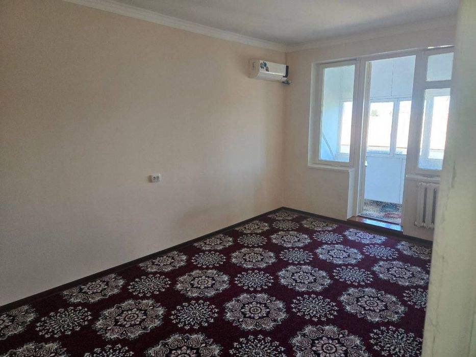 6 метр балконга эга 1 хонали квартира  ижарага берилади