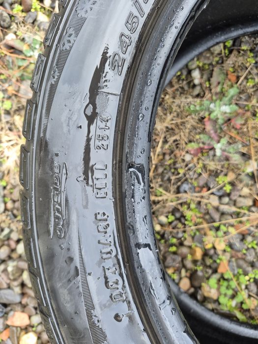 Anvelope iarna Roadstone 245/45/18