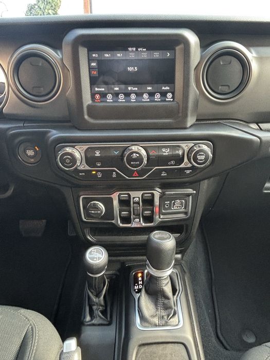 Jeep Wrangler 2022 / 2L Benzina / 17000 km