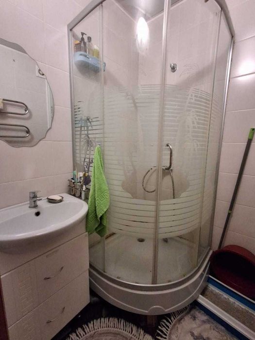 Продам 2-комнатную квартиру