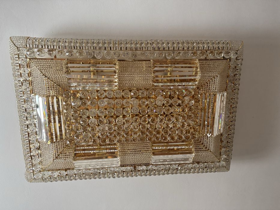 Шикарная люстра 75*115 см