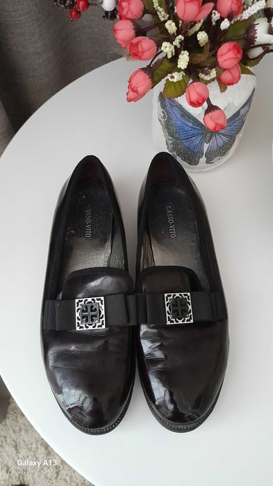 Продам туфли женские