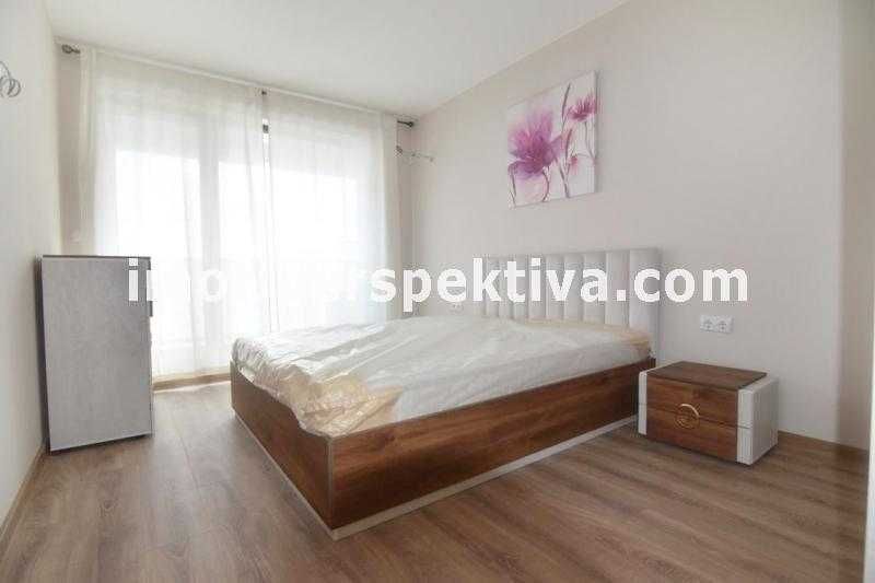 Продава се Двустаен апартамент в Пловдив, Христо Смирненски - 69 кв.м за 1986 €/кв.м - Снимка #5