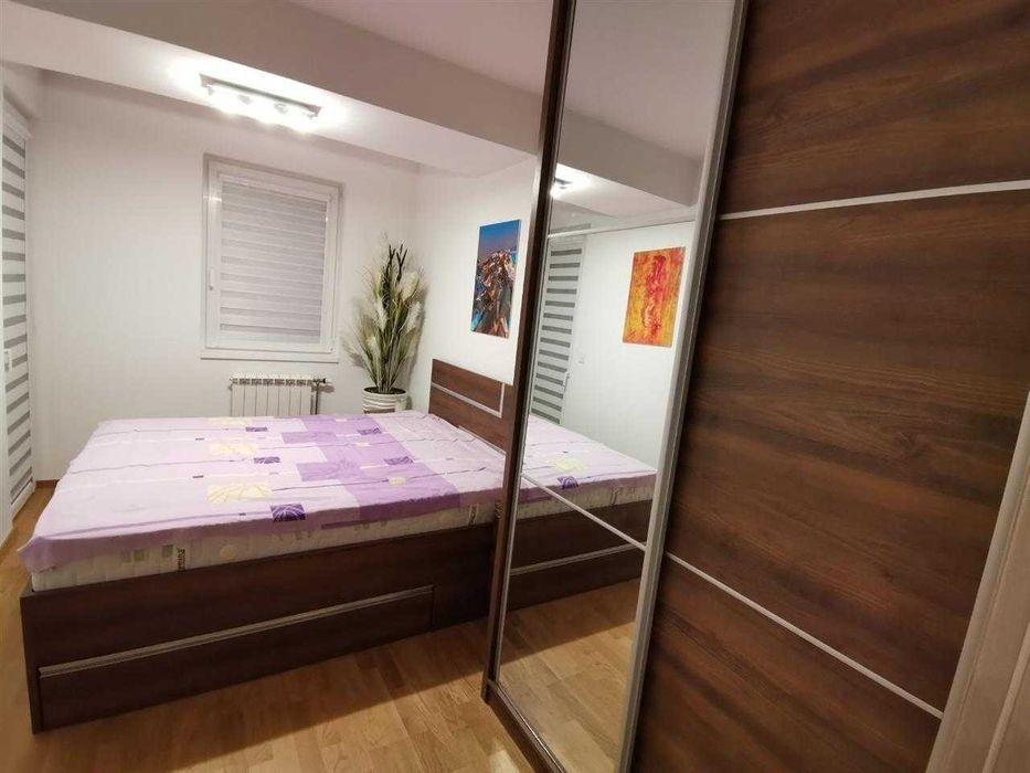 Дава се под наем Двустаен апартамент в София, Витоша - 58 кв.м за 586.5 € - Снимка #2