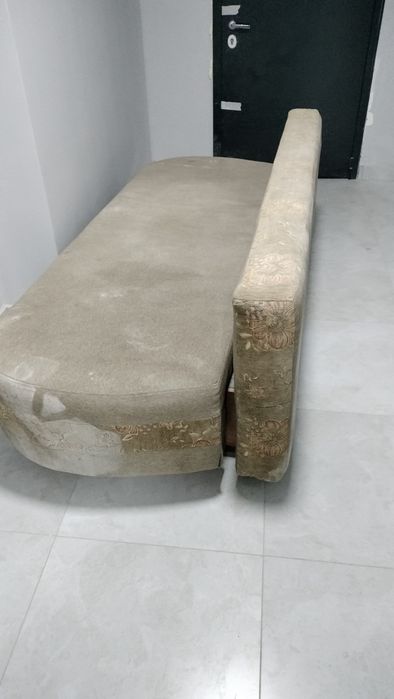Продам диван тахта