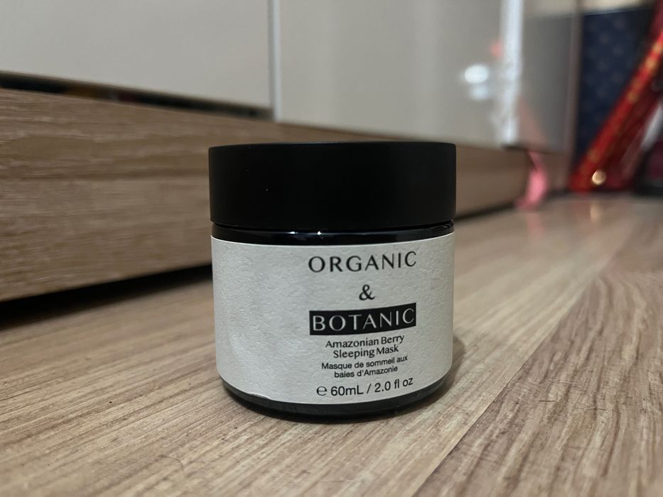 Нощна маска за лице