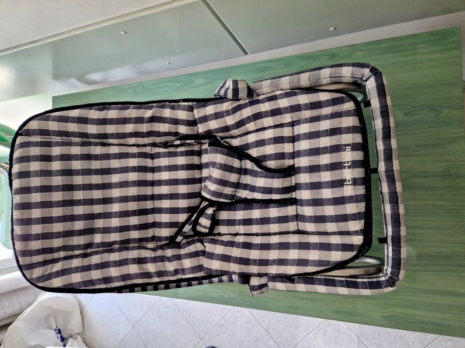 Бебешки шезлонг с механизъм