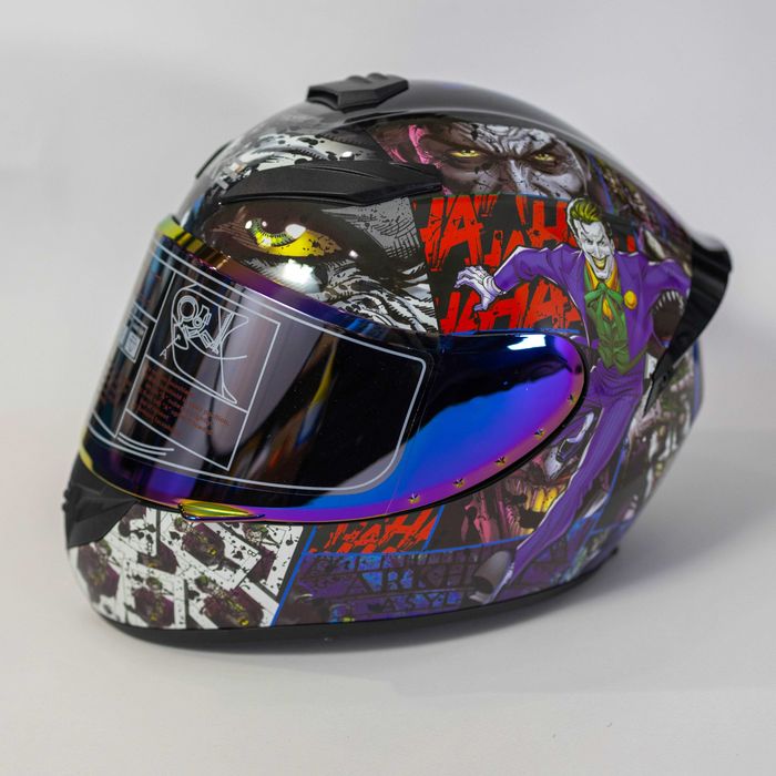 Каска за мотор пистов , скутер , ел. тротинетка др. ( Размер L 57-58 )