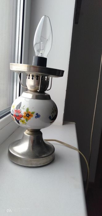 Светильник фарфоровый