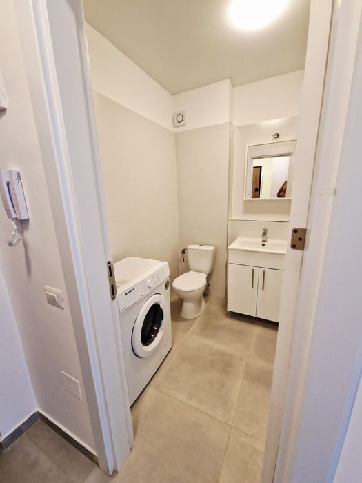 Inchiriez garsoniera militari residence