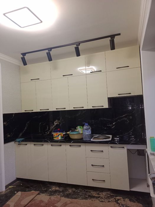 Кухния сифатли ва арзон нахларда сехдан биринчи кол болиб ясаб берамиз