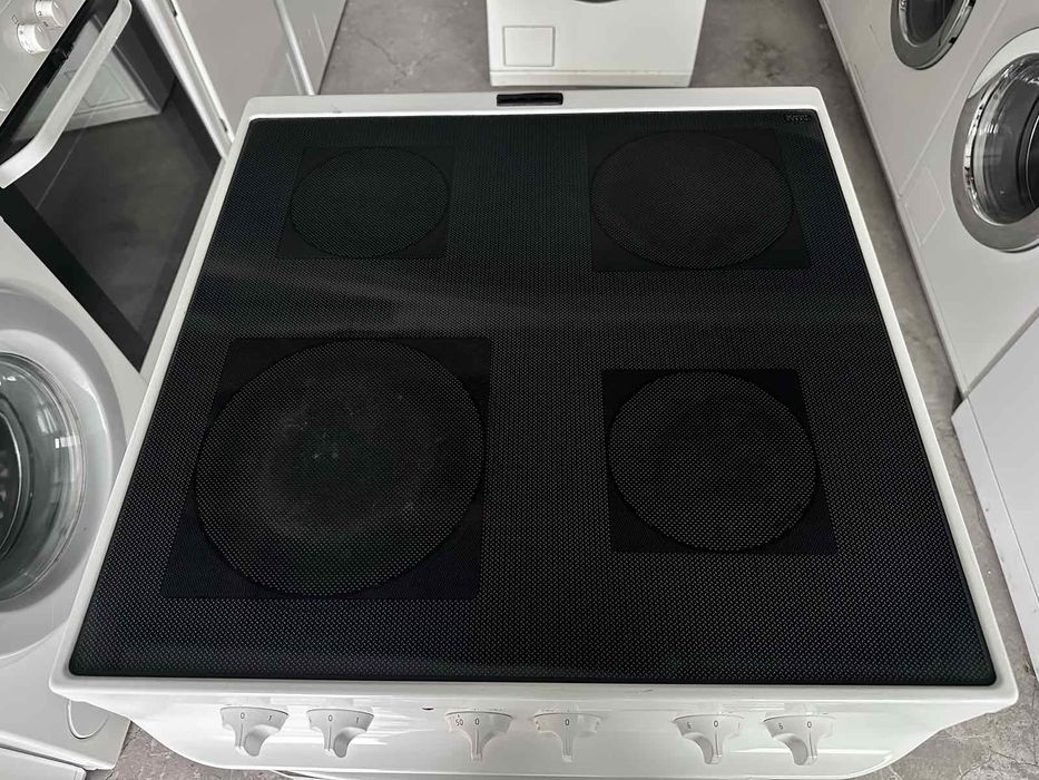 Печка +гаранция. Керамичен плот. Конвекция. Безплатна доставка в София