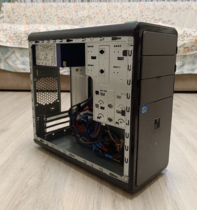 Компьютерный корпус / Системный блок / Процессор