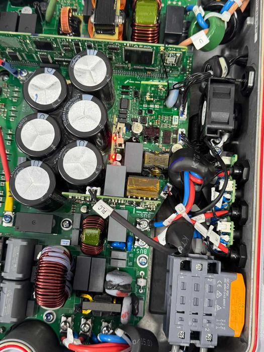 Reparatii Invertoare OffGrid/OnGrid/Hibride