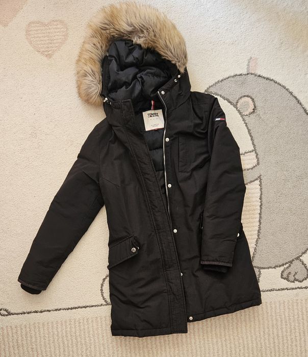 Дамско зимно яке Tommy Hilfiger