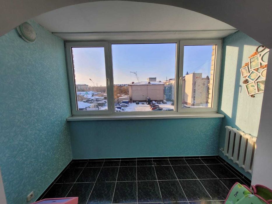 Продам 4 ком квартиру