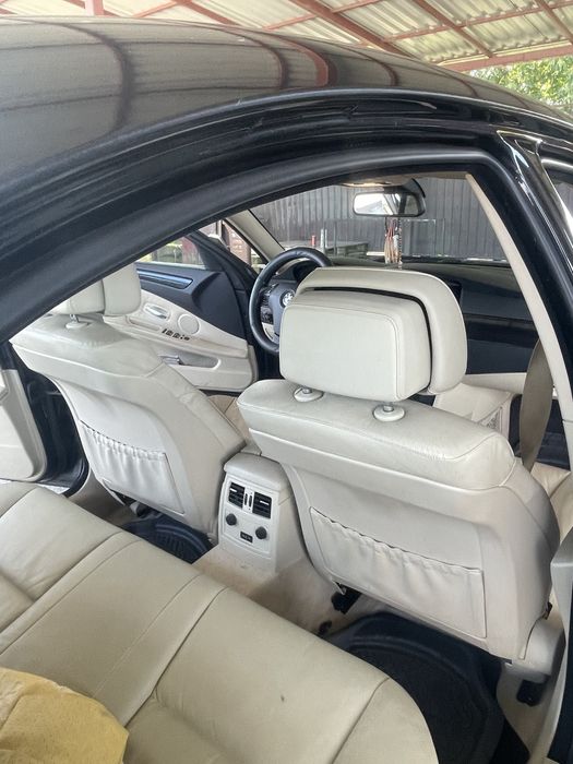 Auto Bmw 525 an 2008 324000