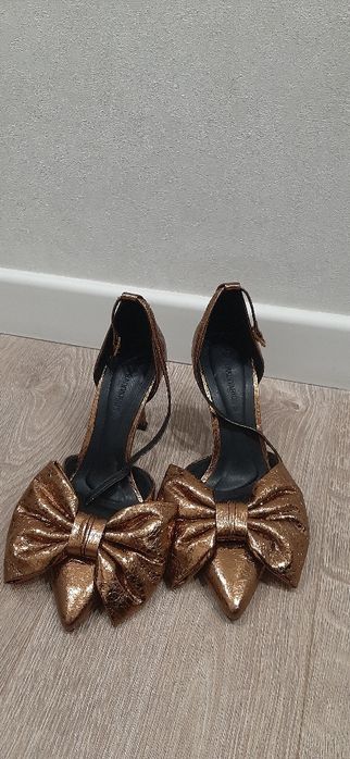 Туфли, Stradivarius