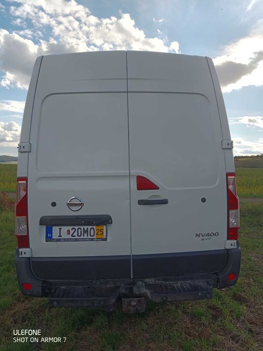 Nissan nv 400 4x4